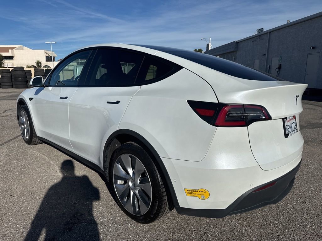 Used 2020 Tesla Model Y Long Range image 5