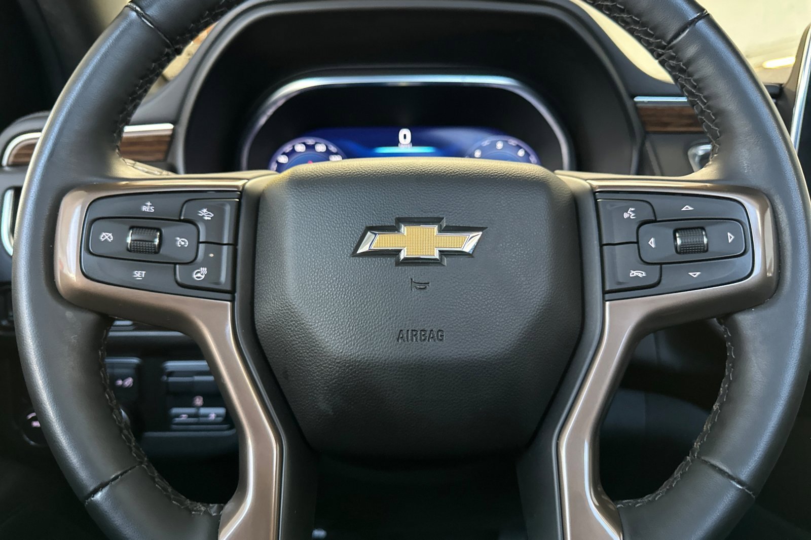 Used 2024 Chevrolet Tahoe High Country w/ Premium Package image 34