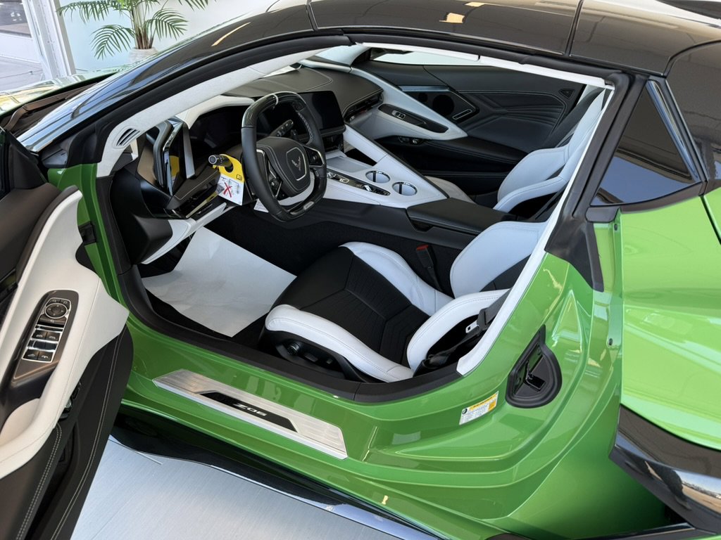 New 2026 Chevrolet Corvette Z06 w/ Stealth Interior Trim Package image 7