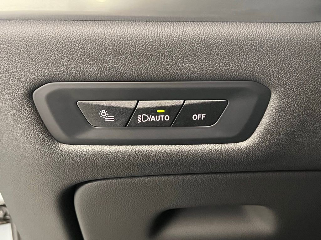 Certified 2024 BMW X5 xDrive40i w/ M Sport Package image 20