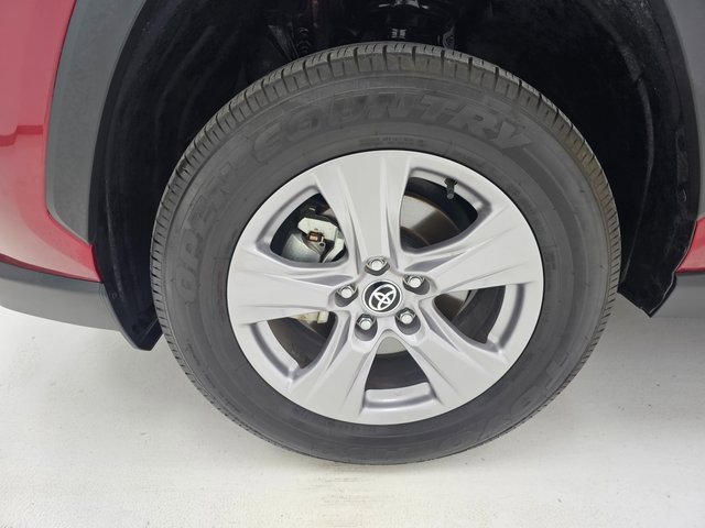 Used 2025 Toyota RAV4 XLE Premium image 7