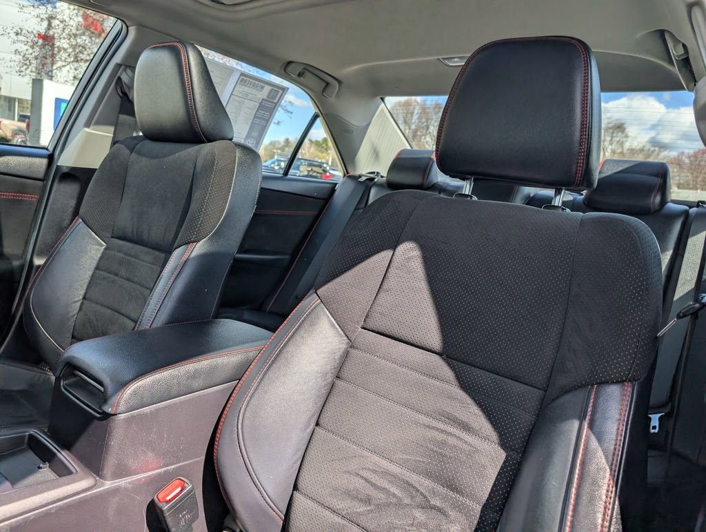 Used 2016 Toyota Camry XSE w/ Moonroof Package FWD image 17