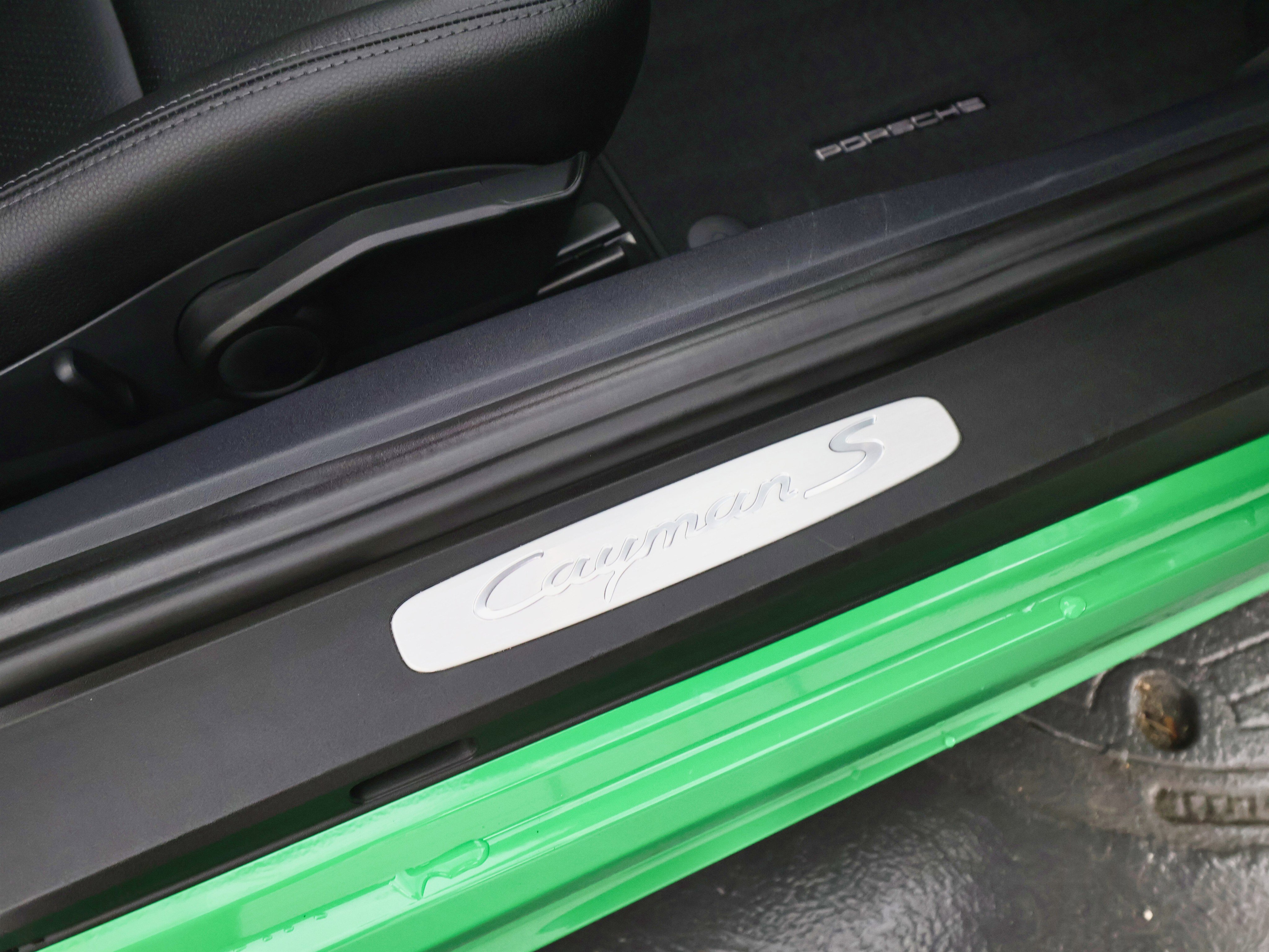 Used 2023 Porsche 718 Cayman S image 40