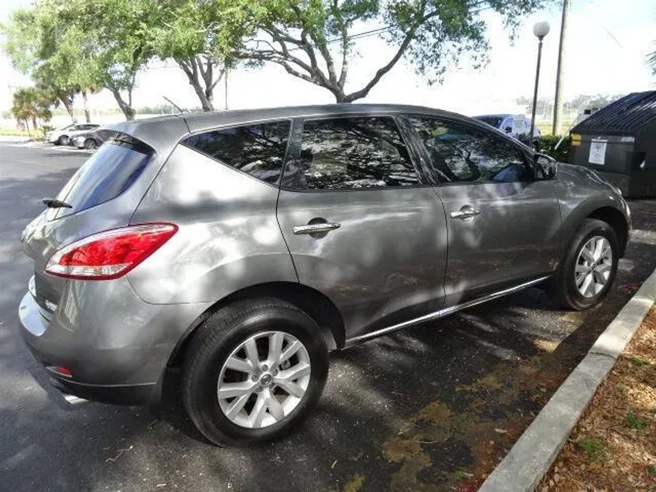 Used 2014 Nissan Murano S image 8