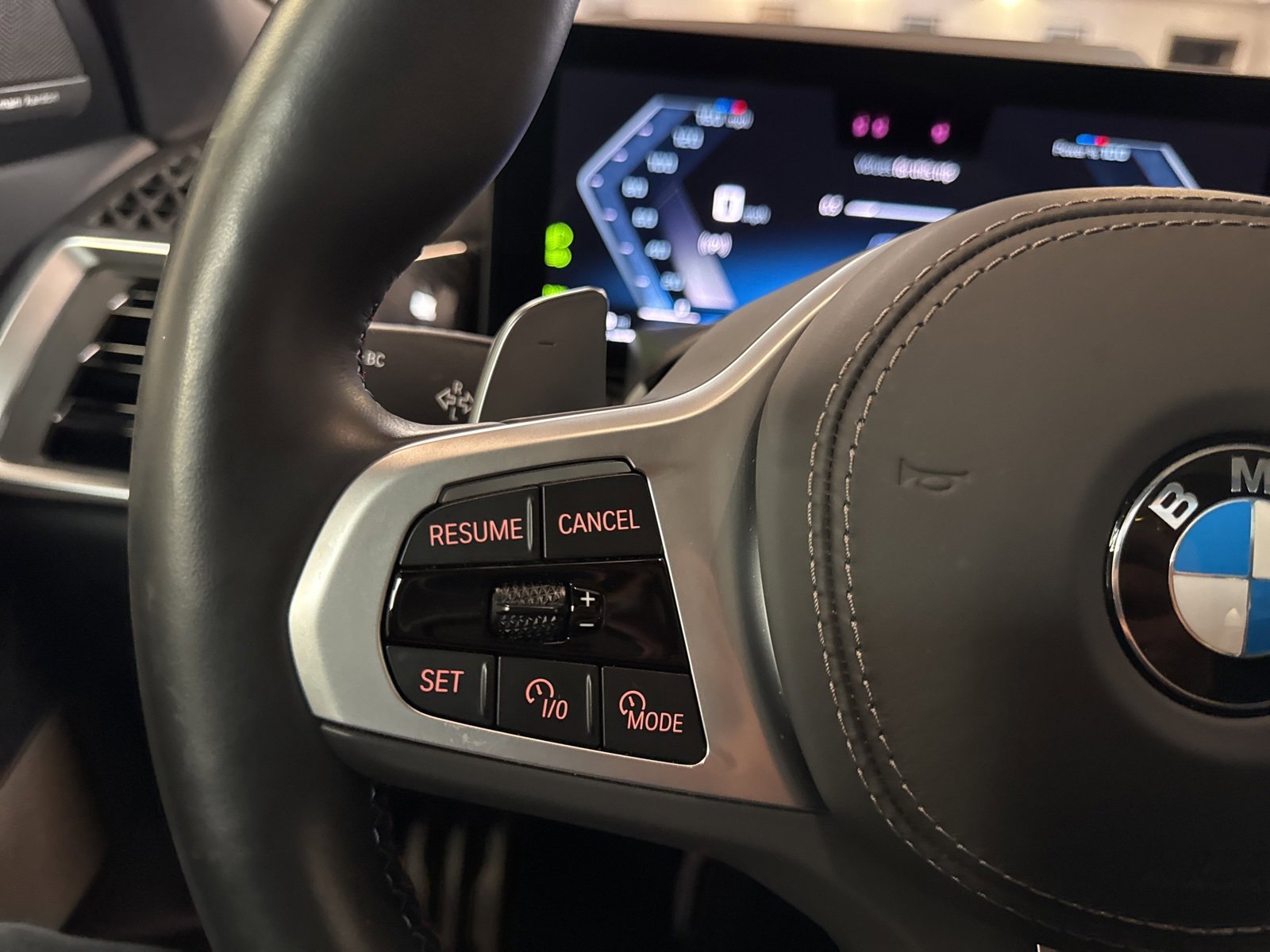 Used 2025 BMW X5 M60i image 36