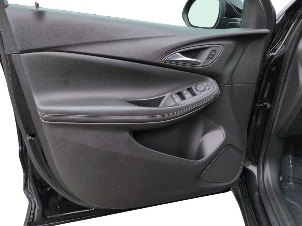Used 2025 Buick Encore GX Preferred FWD image 13