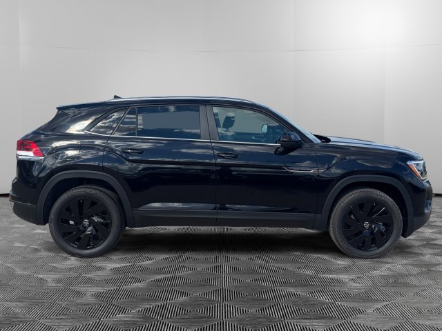 New 2026 Volkswagen Atlas Cross Sport SE FWD image 6