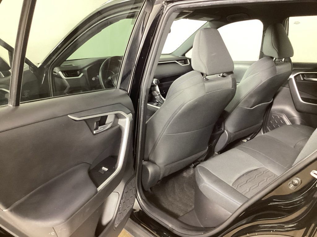 Used 2023 Toyota RAV4 SE AWD/4WD image 23