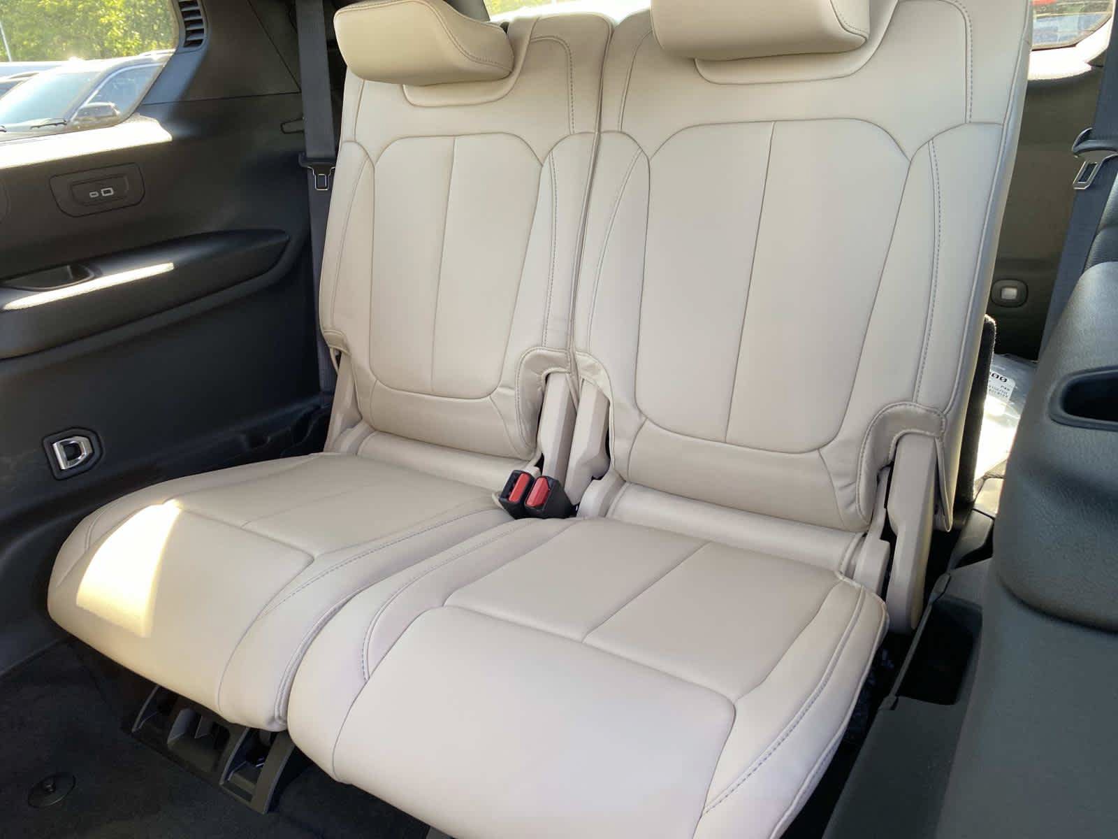New 2027 Jeep Grand Cherokee L Limited AWD/4WD image 8