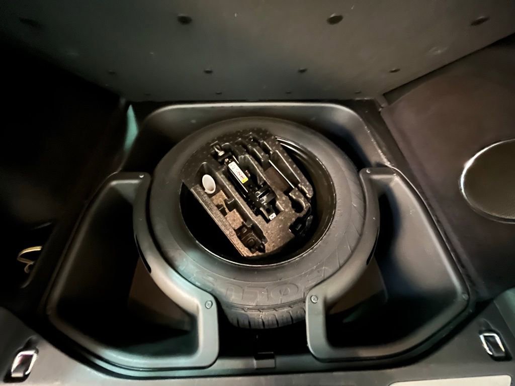 Used 2017 Jeep Grand Cherokee Limited w/ Trailer Tow Group IV image 29