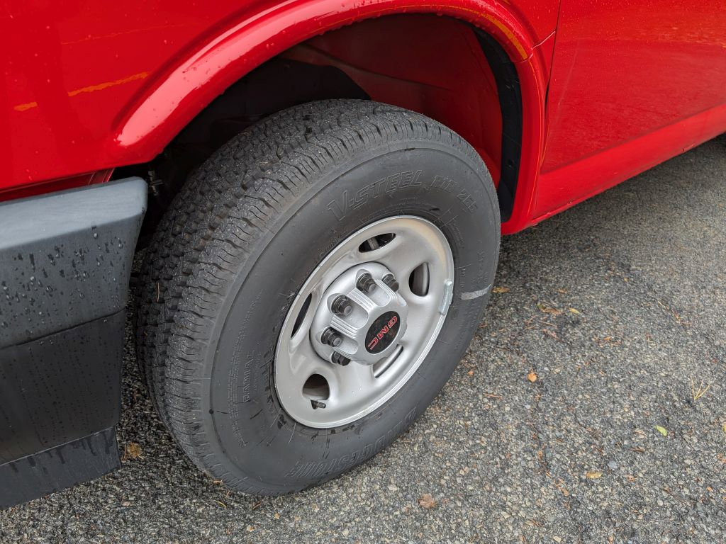 New 2025 GMC Savana 3500 image 36