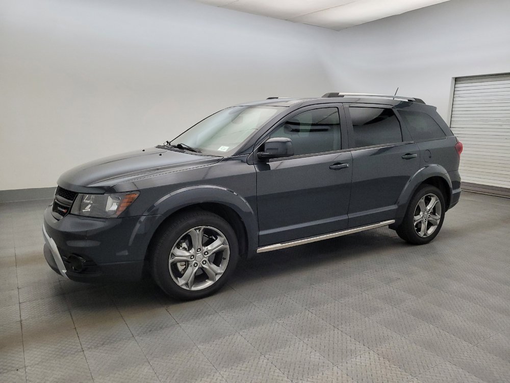 Used 2017 Dodge Journey Crossroad FWD image 2