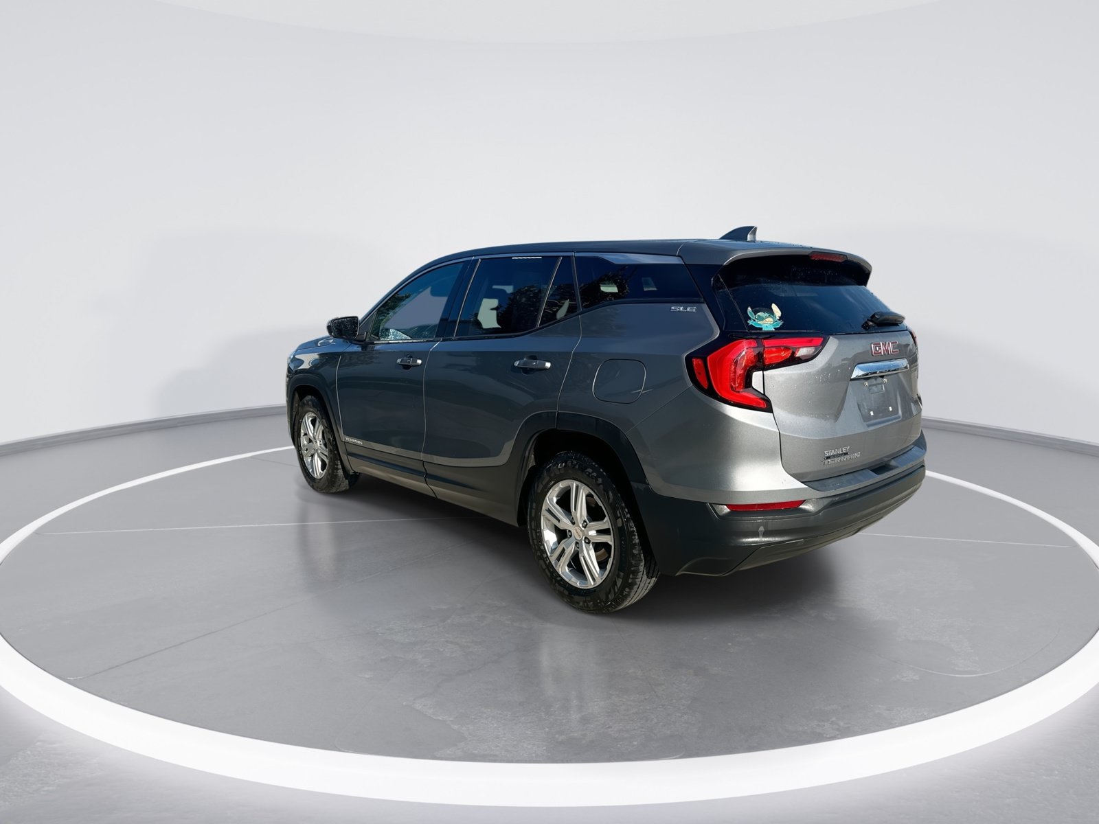 Certified 2018 GMC Terrain SLE FWD image 6