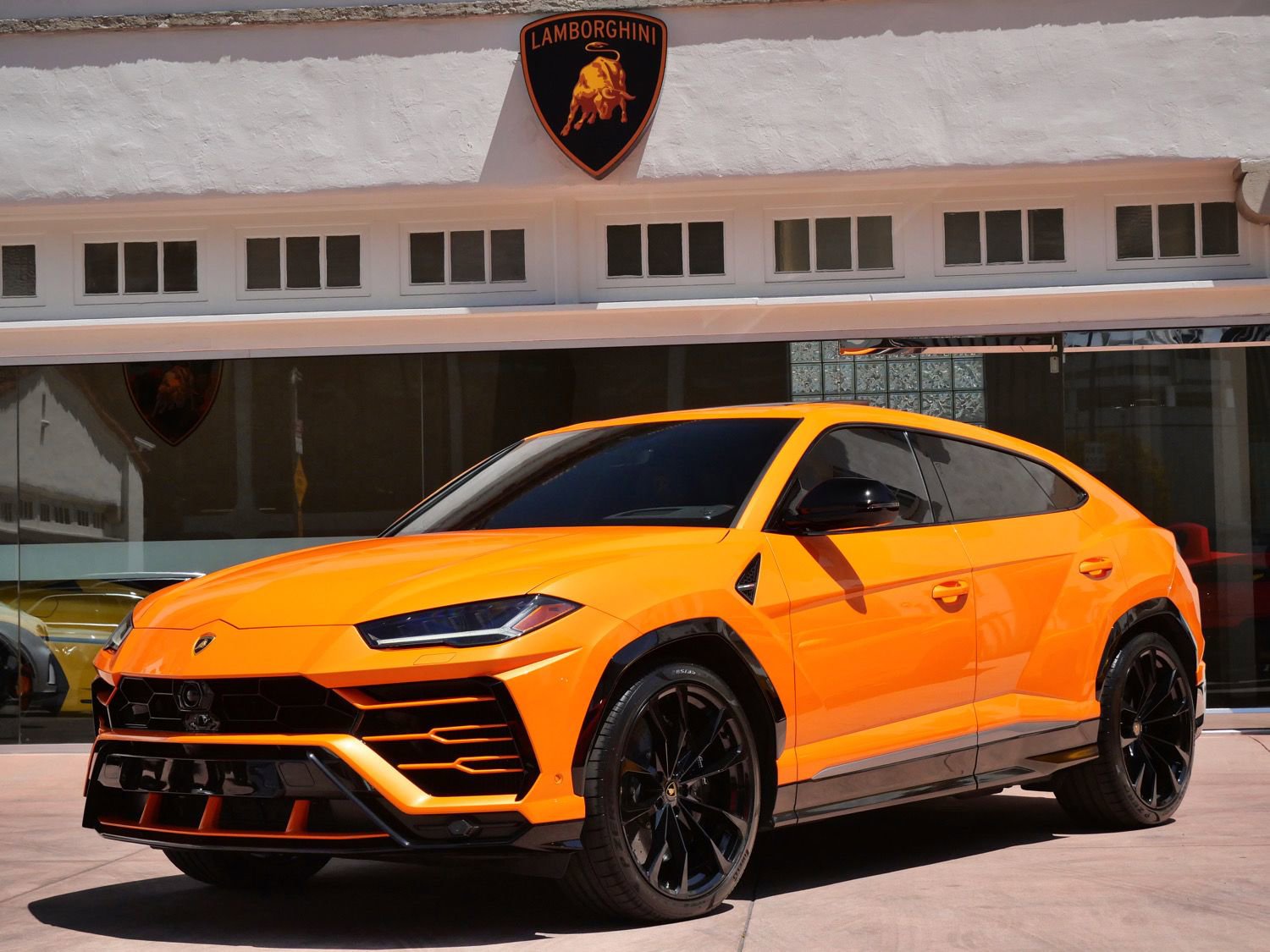 Used 2021 Lamborghini Urus AWD/4WD image 12