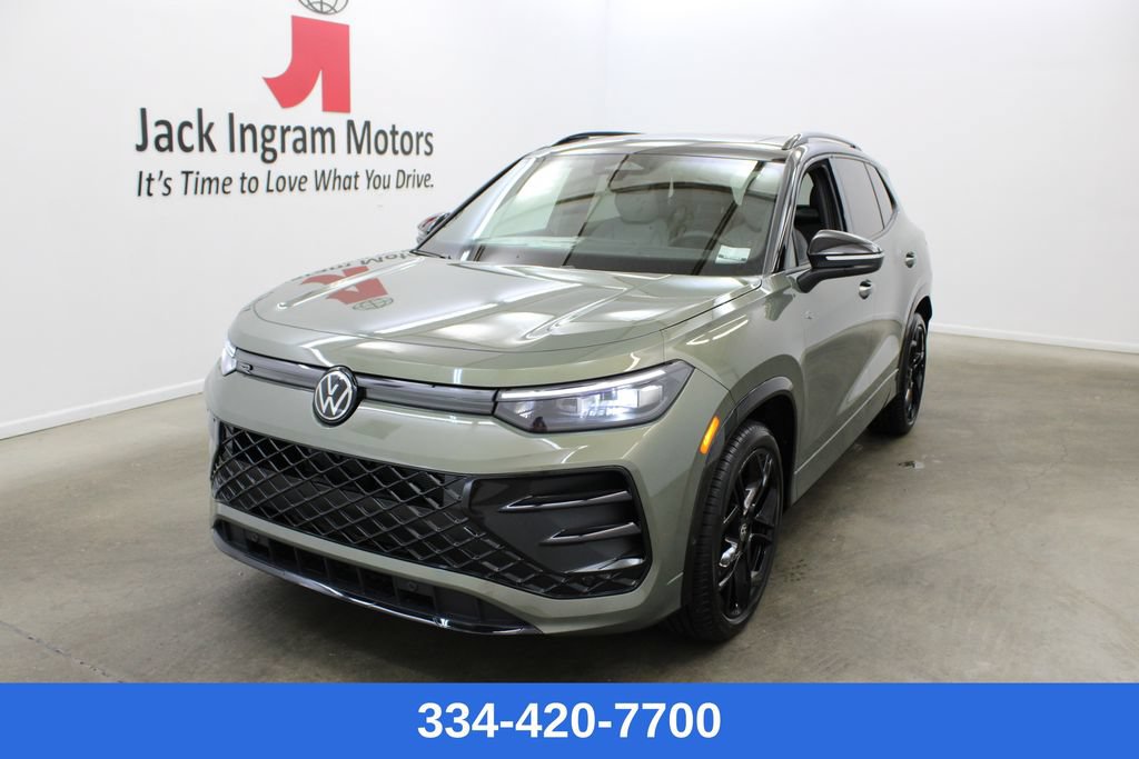 New 2026 Volkswagen Tiguan SE R-Line