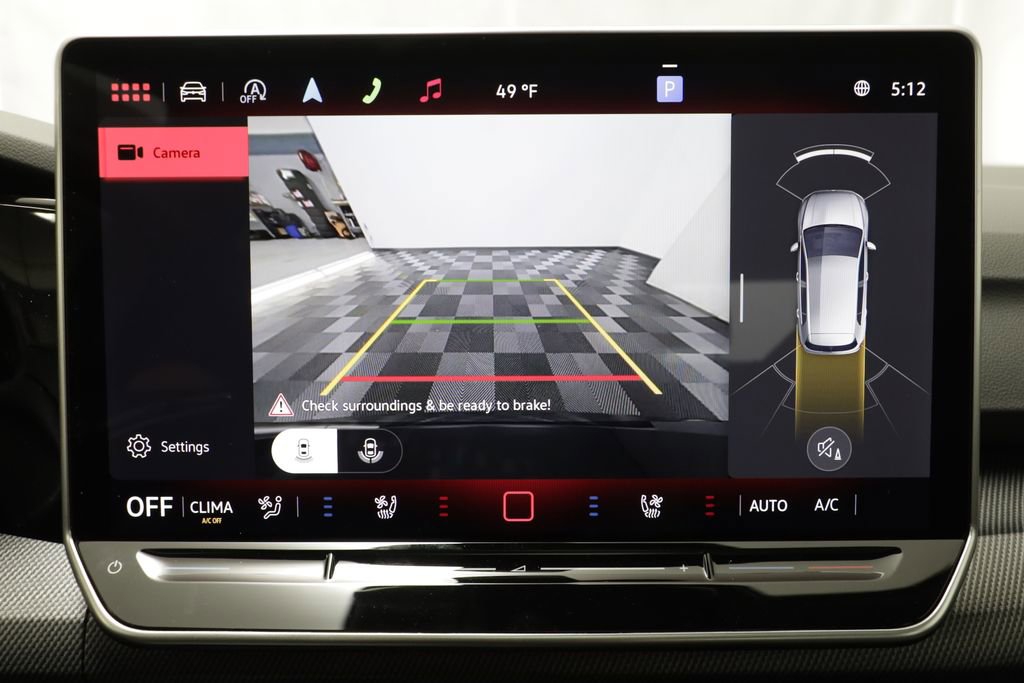 New 2026 Volkswagen GTI SE FWD image 12