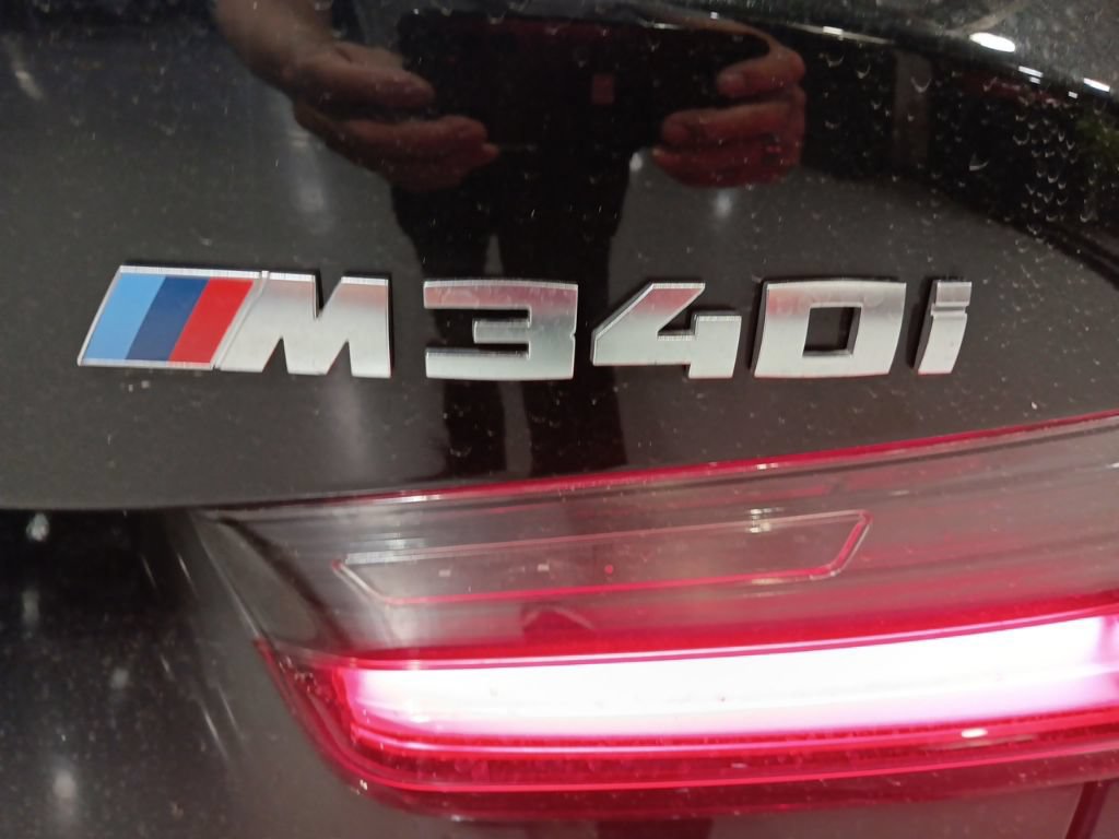 Used 2025 BMW M340i xDrive w/ Premium Package AWD/4WD image 16