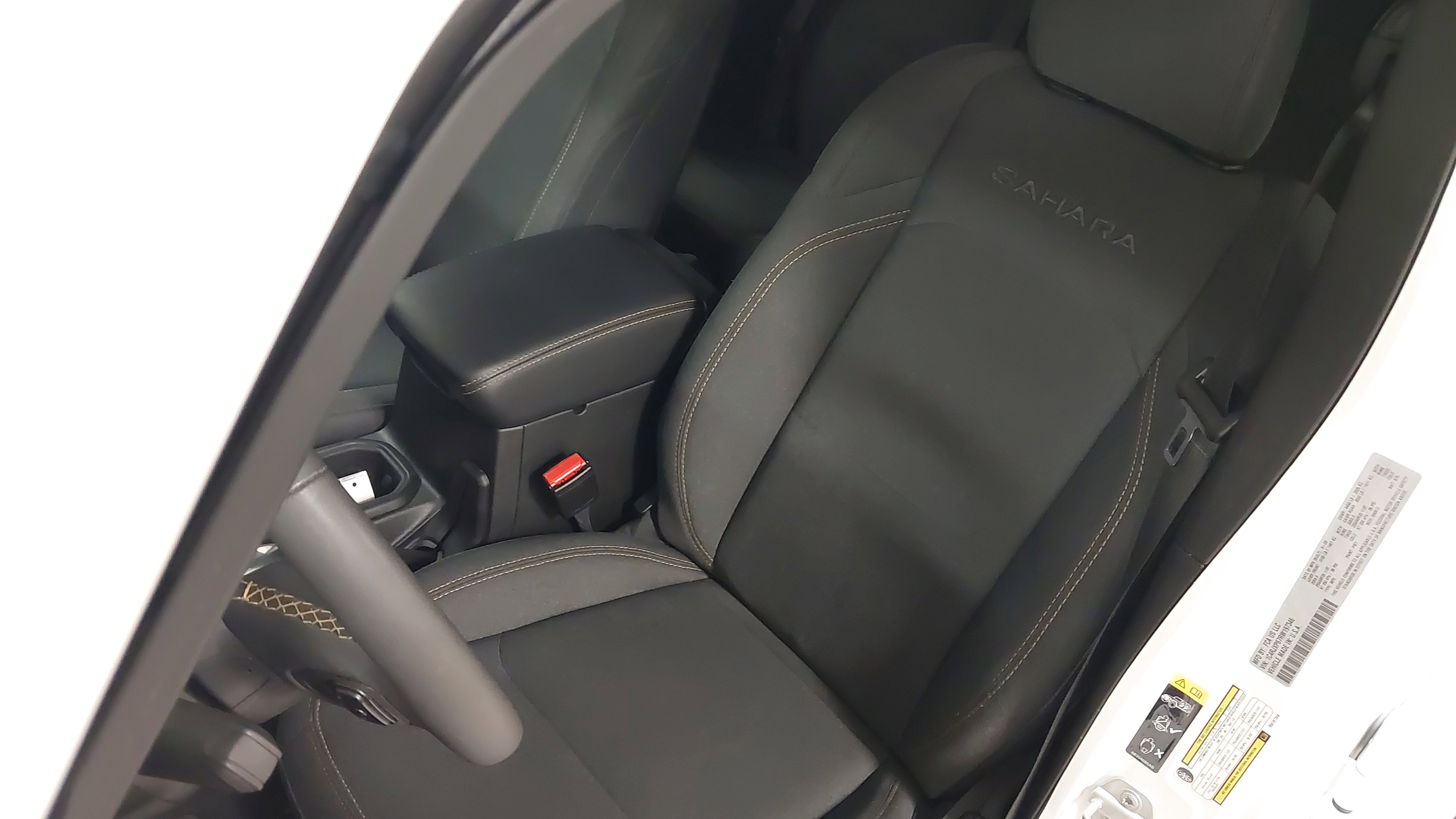 Used 2024 Jeep Wrangler Sahara w/ Technology Group image 22