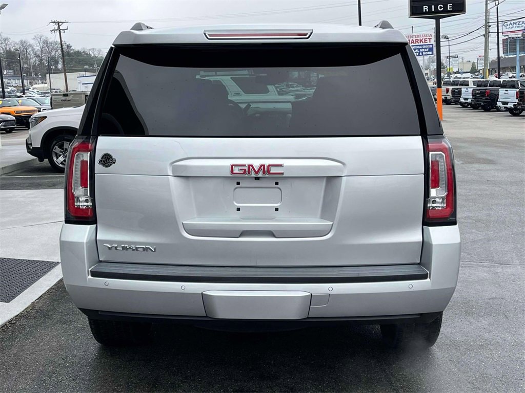 Used 2018 GMC Yukon SLT w/ HD Trailering Package image 4