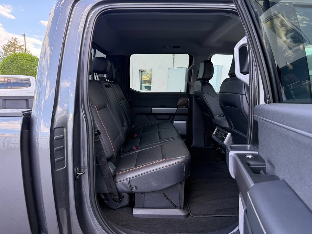 Used 2026 Ford F350 Lariat AWD/4WD image 29