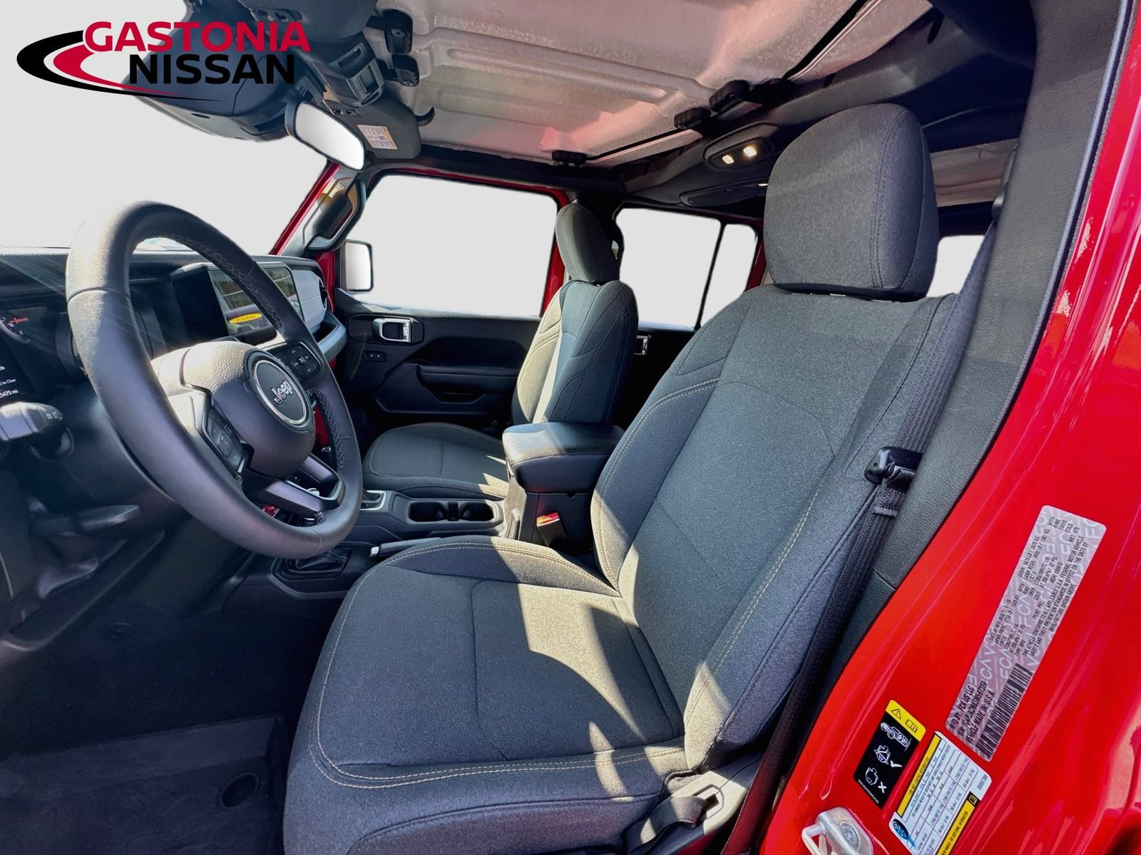 Used 2025 Jeep Wrangler Unlimited Sport AWD/4WD image 26