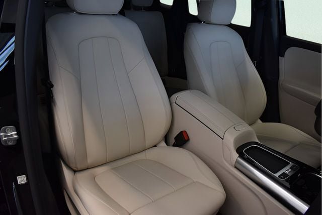 New 2026 Mercedes-Benz GLA 250 4MATIC image 9