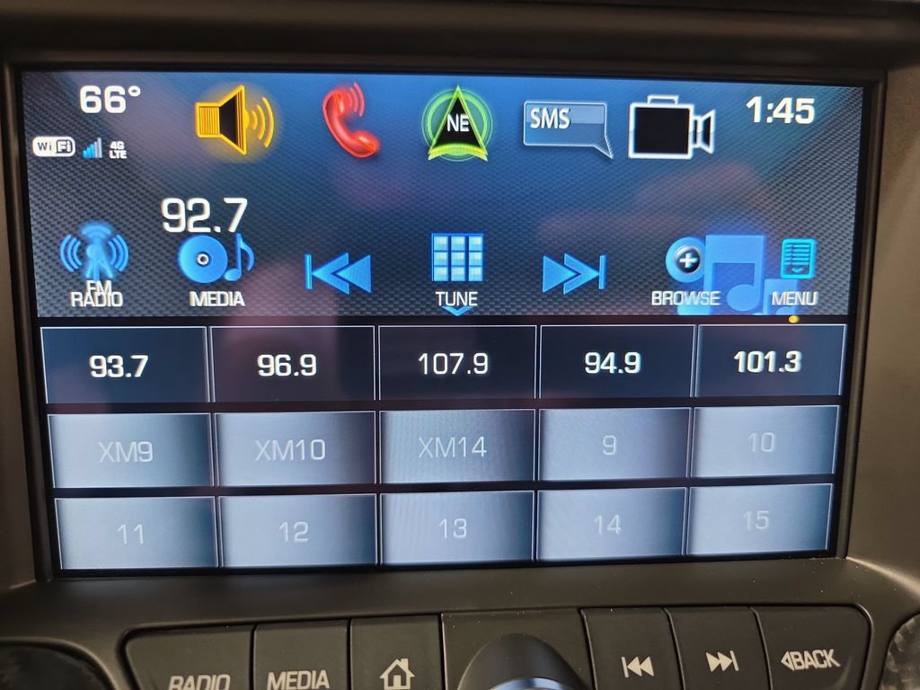 Used 2019 Chevrolet Corvette Stingray Convertible w/ 2LT Preferred Equipment Group RWD image 20