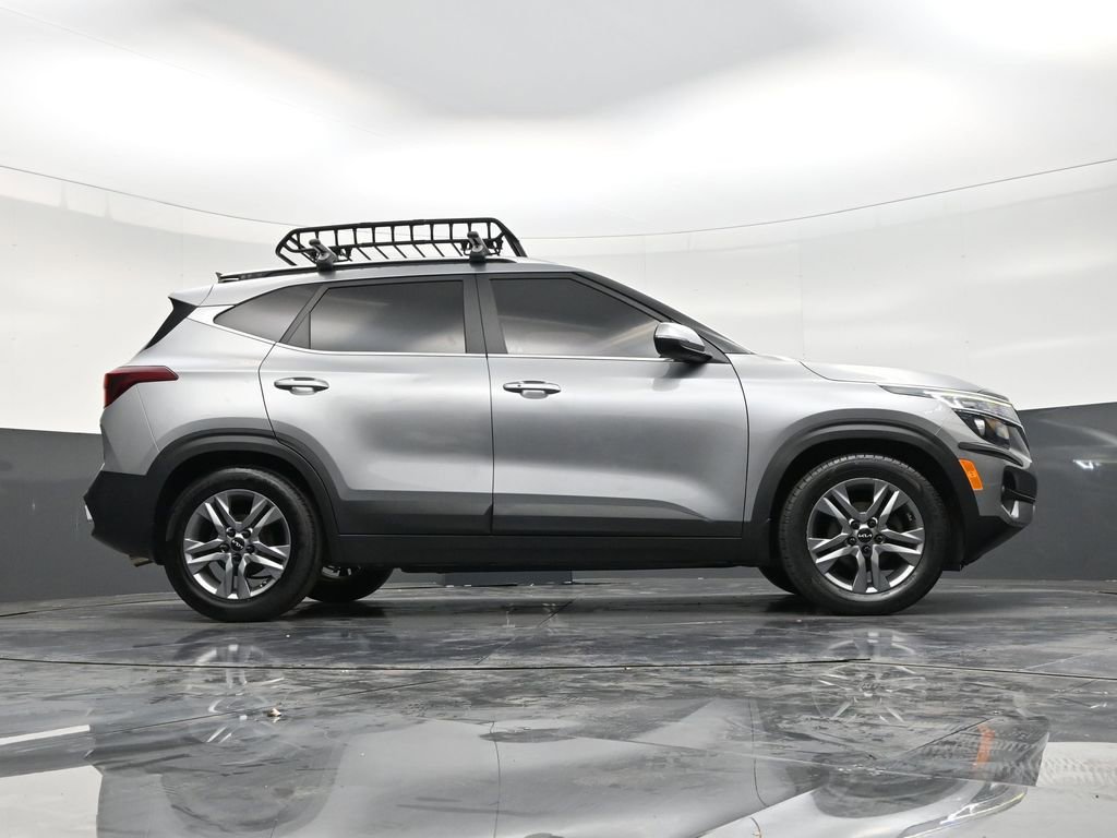 Used 2023 Kia Seltos S FWD image 26