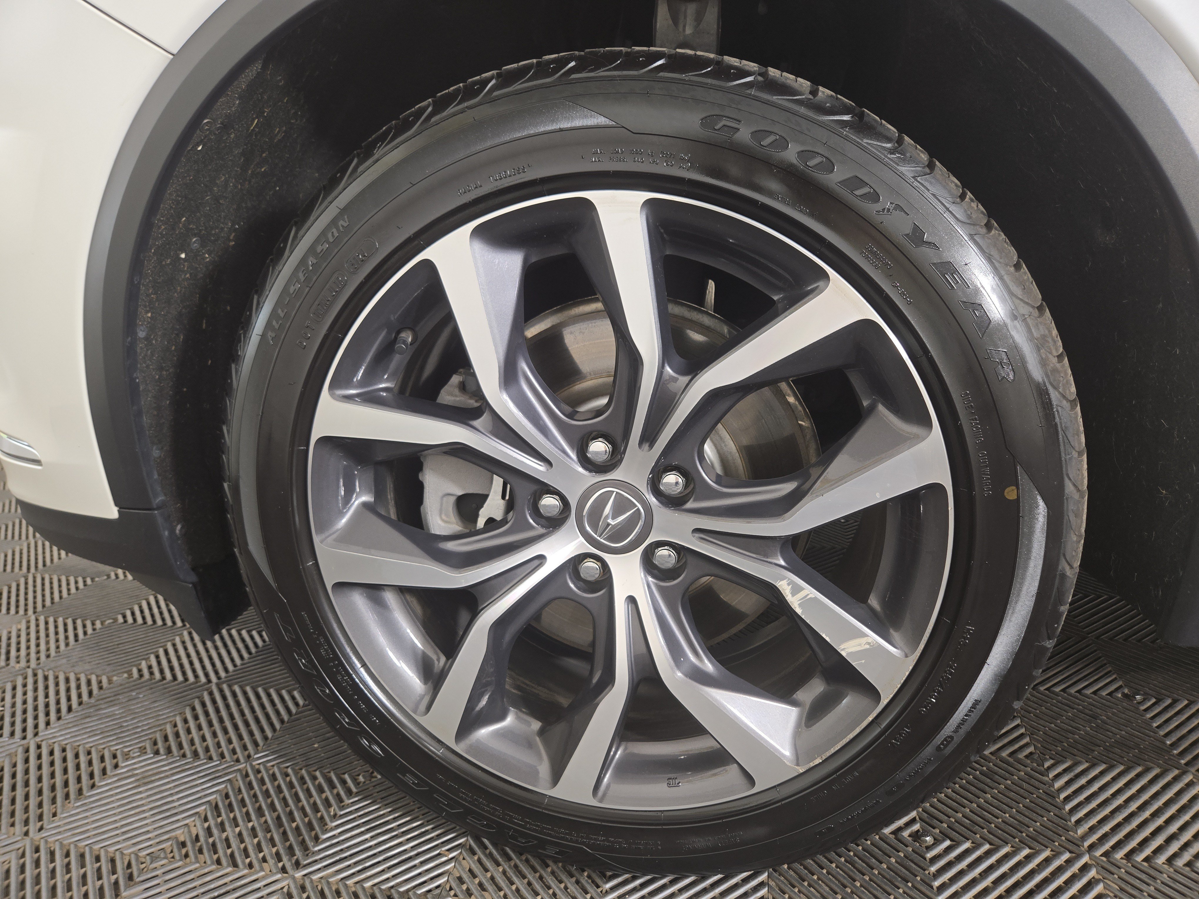 Used 2022 Acura MDX SH-AWD w/ Technology Package image 39