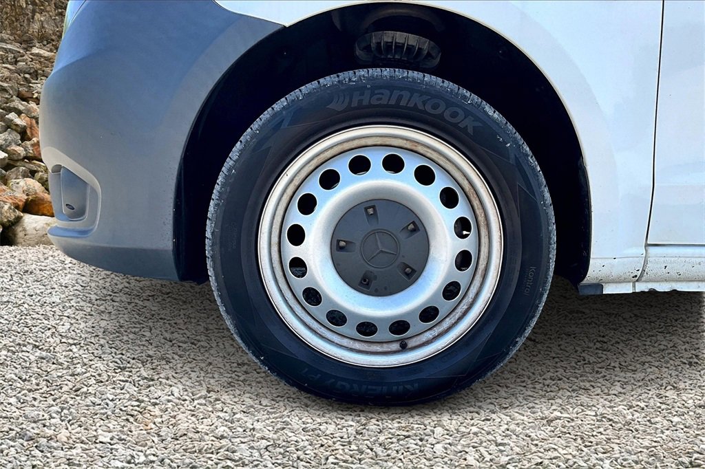 Used 2018 Mercedes-Benz Metris image 8