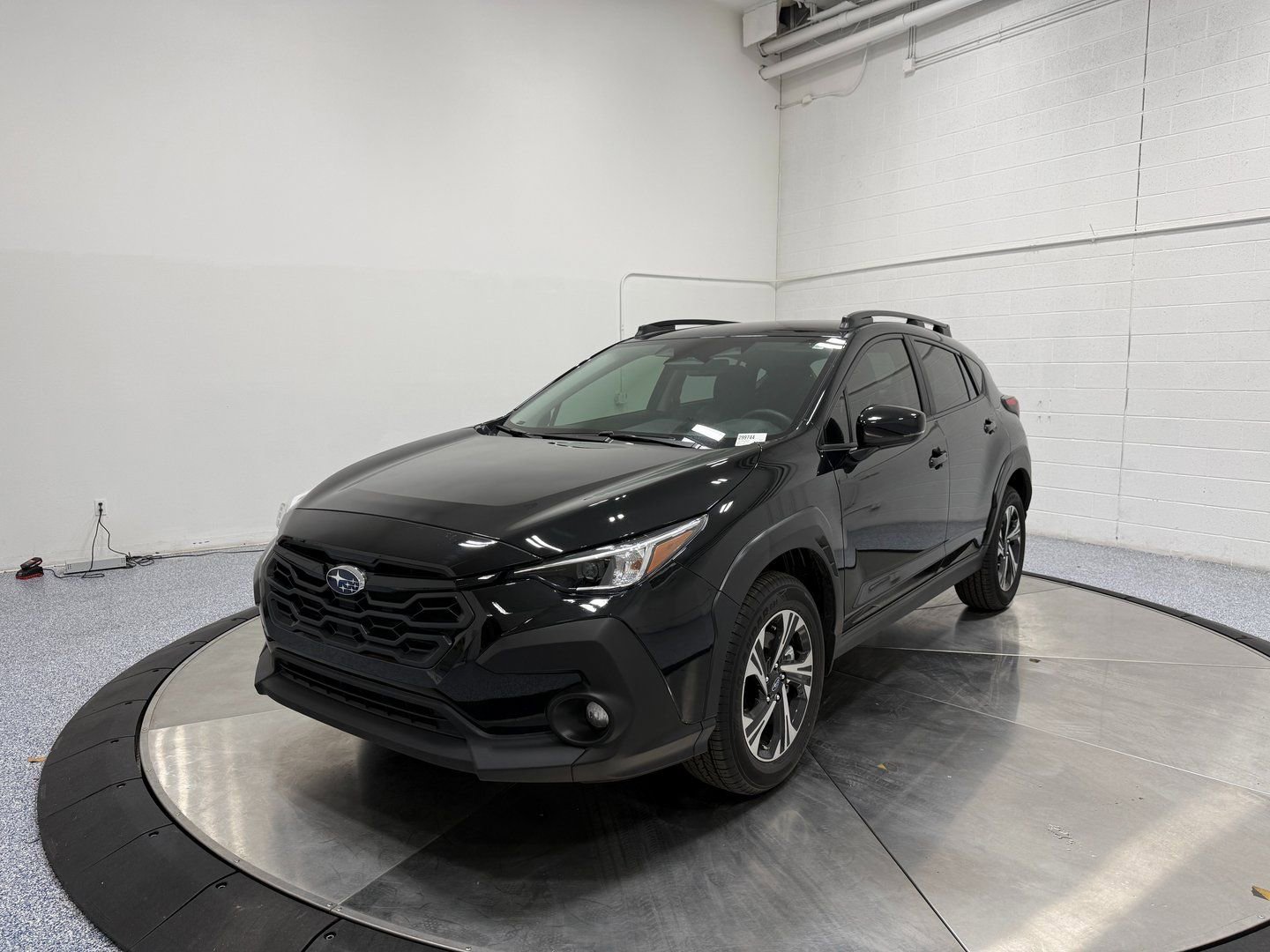 Used 2025 Subaru Crosstrek 2.0i Premium w/ Crosstrek Mirror Package image 3