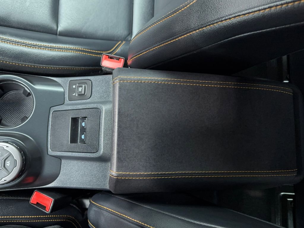 Used 2024 Ford Bronco Badlands image 32