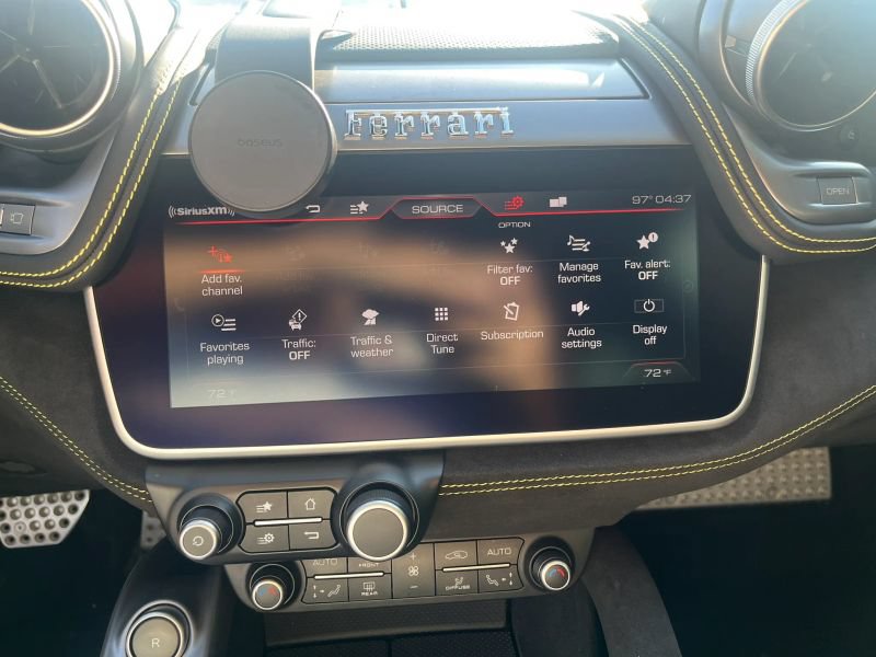 Used 2018 Ferrari GTC4Lusso AWD/4WD image 20
