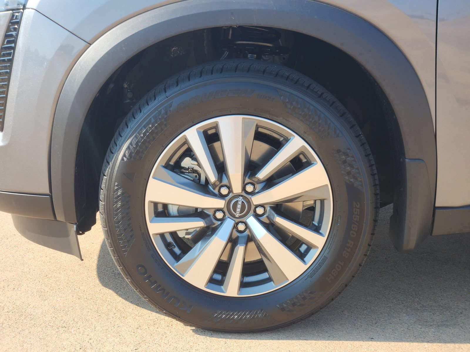 New 2026 Nissan Pathfinder SL w/ Cargo Package FWD image 11