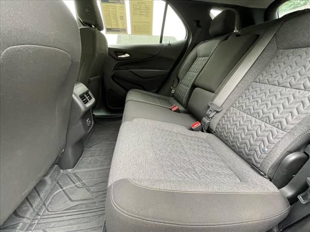 Used 2023 Chevrolet Equinox LT FWD image 4