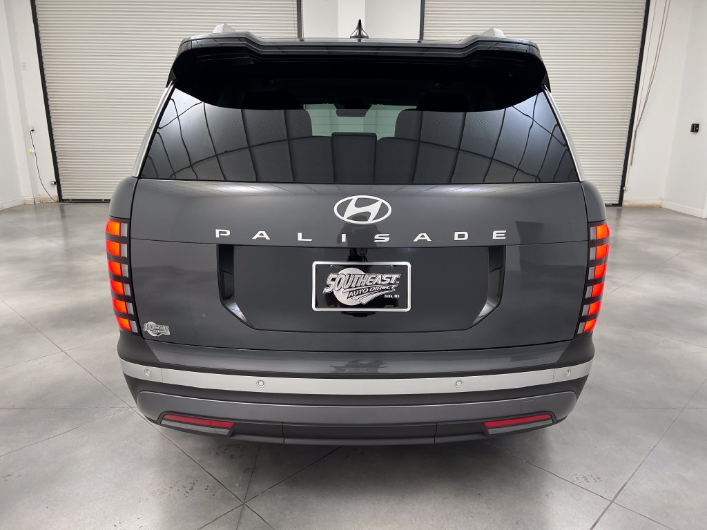 Used 2026 Hyundai Palisade SEL FWD image 8