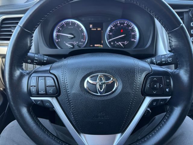Used 2018 Toyota Highlander XLE image 20