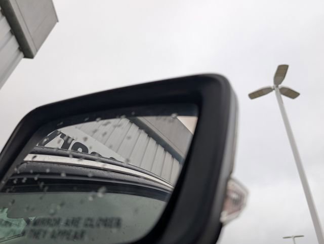 Used 2015 Chevrolet Impala LTZ FWD image 20