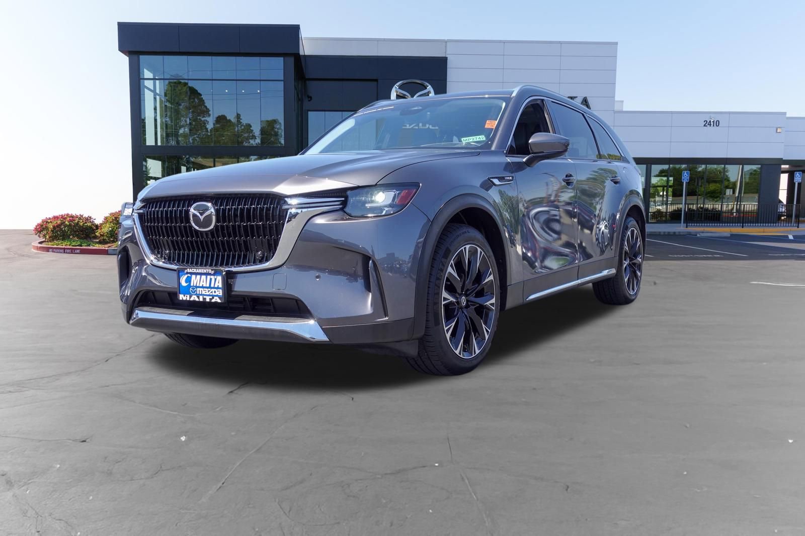 Certified 2024 MAZDA CX-90 Plug-In Hybrid w/ Premium Pkg AWD/4WD image 9