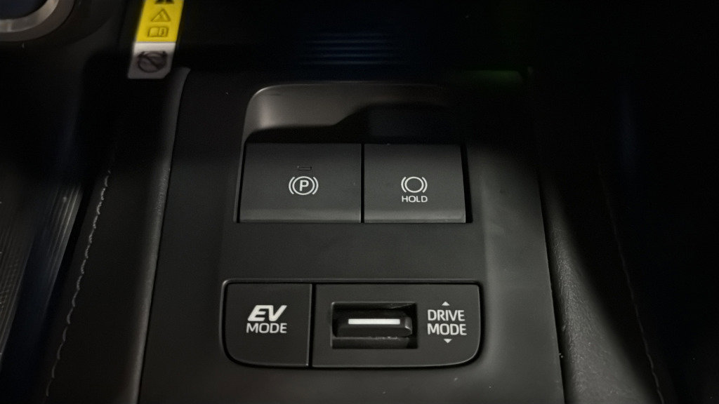 Used 2022 Toyota Venza Limited w/ Advanced Technology Package image 34