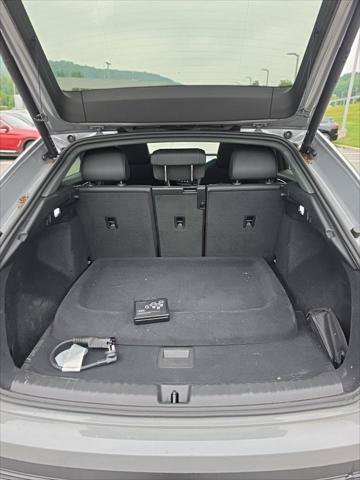 Used 2023 Audi Q4 e-tron Premium Plus w/ Premium Plus AWD/4WD image 14