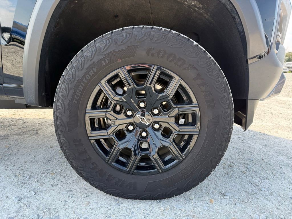 Used 2024 Chevrolet Colorado Trail Boss w/ Advanced Trailering Package AWD/4WD image 17