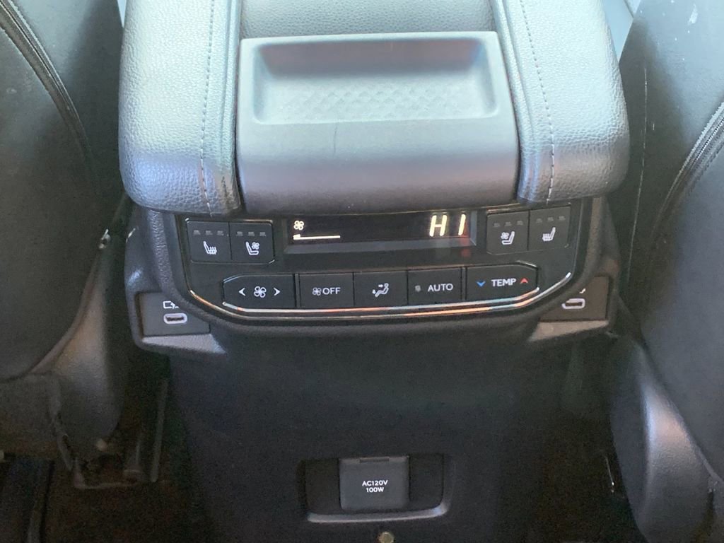 Used 2025 Toyota Grand Highlander AWD image 14
