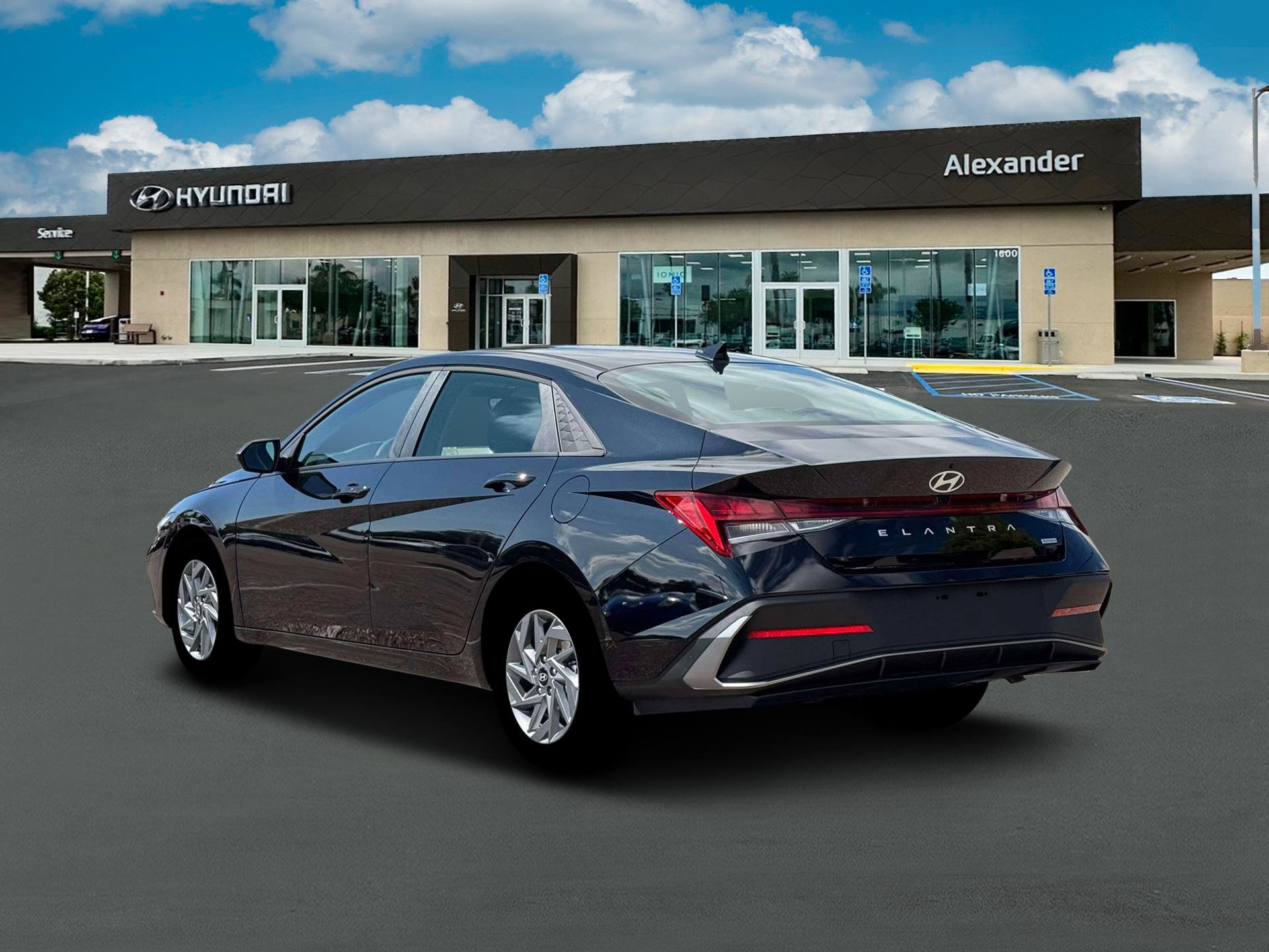 New 2026 Hyundai Elantra Hybrid FWD image 5