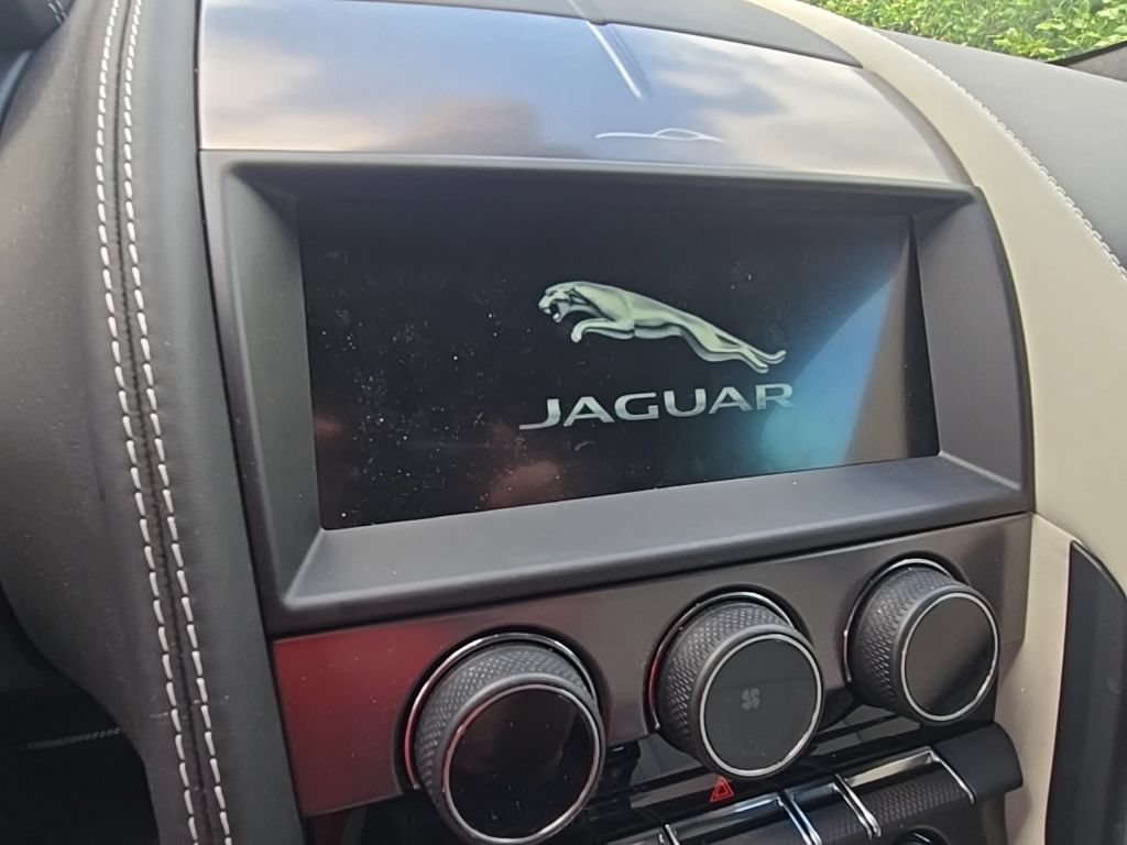Used 2024 Jaguar F-TYPE Convertible AWD image 12