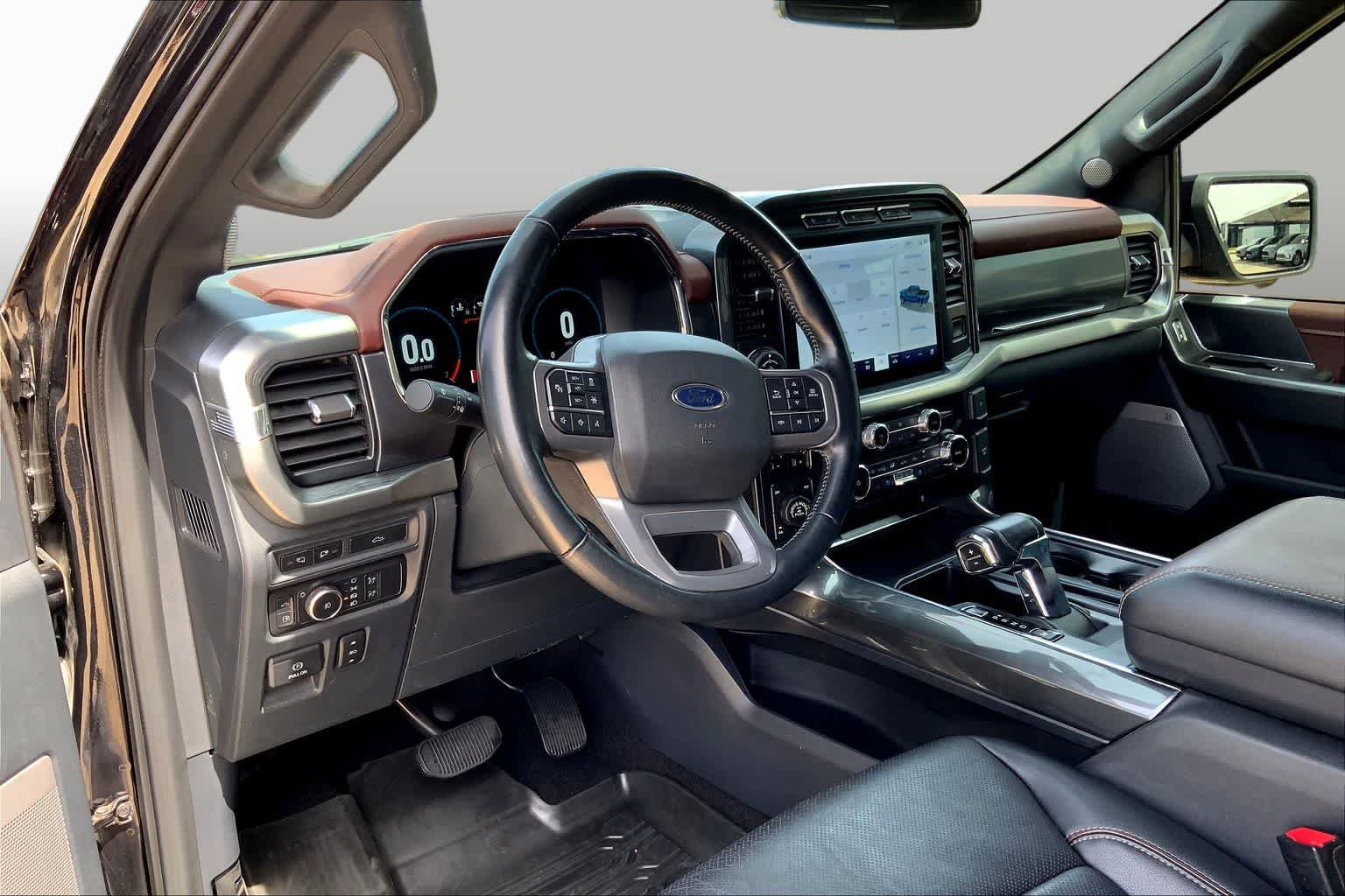 Used 2022 Ford F150 Lariat w/ Equipment Group 502A High AWD/4WD image 17