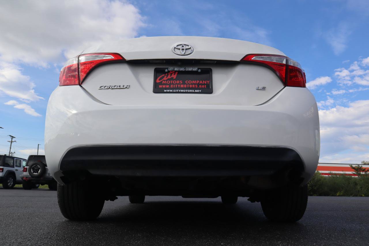 Used 2015 Toyota Corolla LE FWD image 8