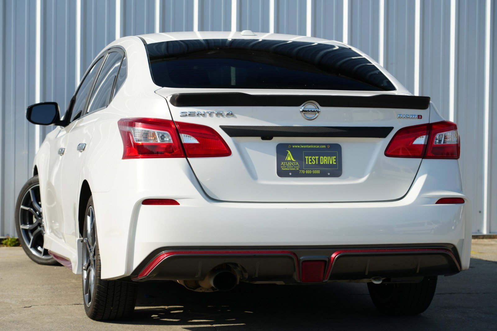 Used 2019 Nissan Sentra NISMO image 4