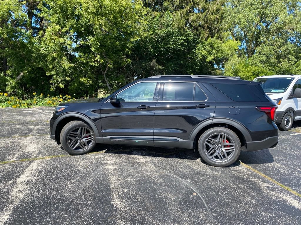 New 2026 Ford Explorer ST w/ Sun And Sound Package AWD/4WD image 7