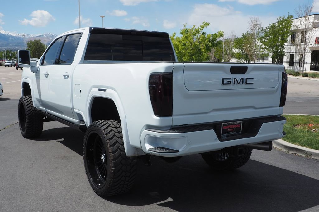 Used 2026 GMC Sierra 3500 Denali Ultimate image 5